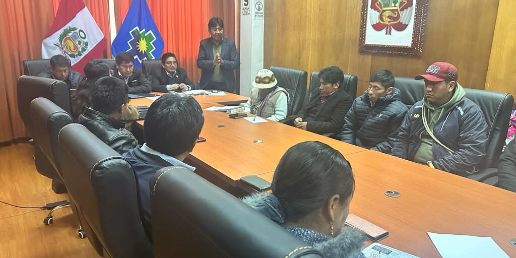 ARTICULAMOS ACCIONES CONJUNTAS CON EL GOBERNADOR REGIONAL POR EL MODULO DE PROCESAMIENTO DE FIBRA DE ALPACA.